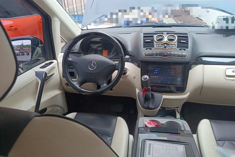 Used Mercedes-Benz Vito 2013 3.0L Elite Edition Steering Wheel