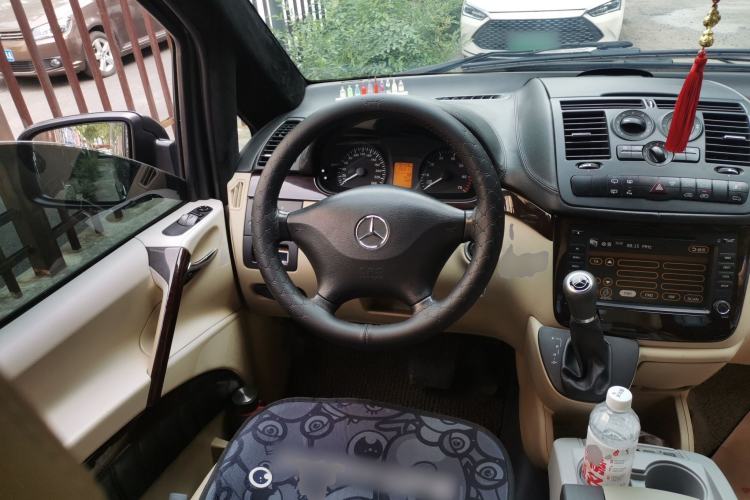 Used Mercedes-Benz Vito 2013 3.0L Elite Edition Steering Wheel