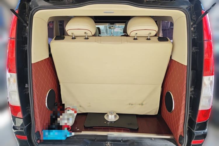 Used Mercedes-Benz Vito 2013 3.0L Elite Edition Trunk