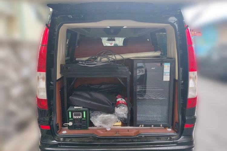 Used Mercedes-Benz Vito 2013 3.0L Elite Edition Trunk