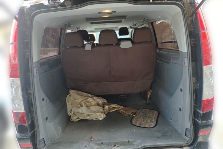 Used Mercedes-Benz Vito 2013 3.0L Elite Edition Trunk