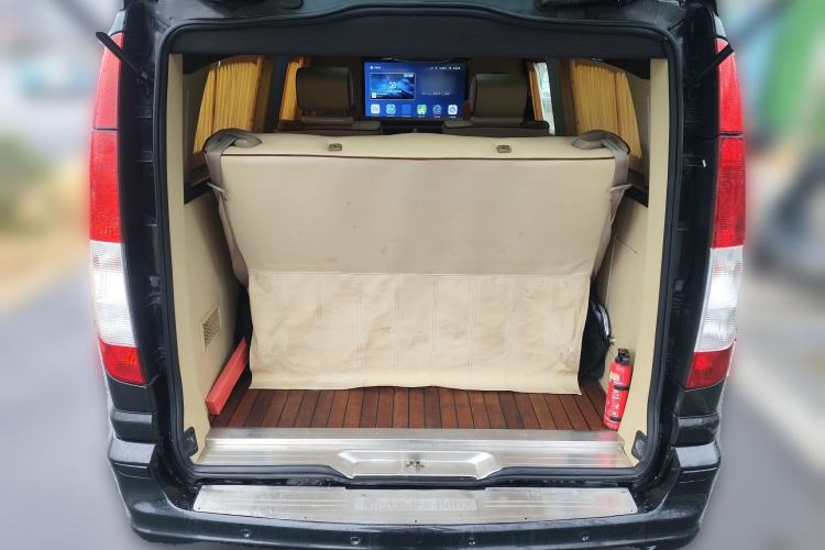 Used Mercedes-Benz Vito 2013 3.0L Elite Edition Trunk