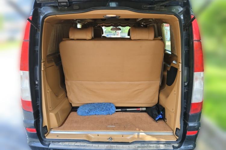 Used Mercedes-Benz Vito 2013 3.0L Elite Edition Trunk