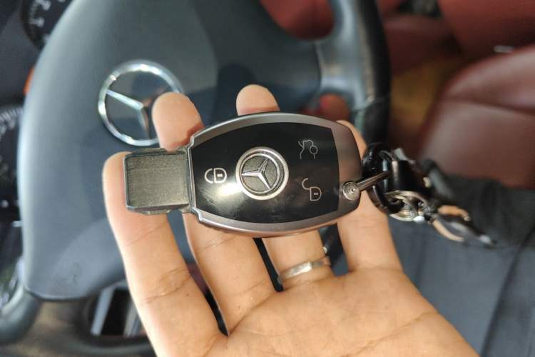 Used Mercedes-Benz Vito  Vehicle Key