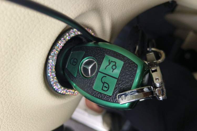 Used Mercedes-Benz Vito  Vehicle Key