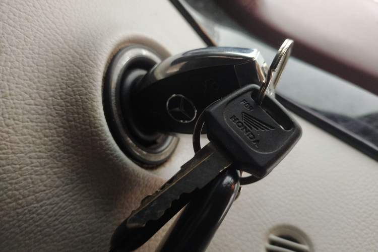 Used Mercedes-Benz Vito 2013 3.0L Business Edition Vehicle Key