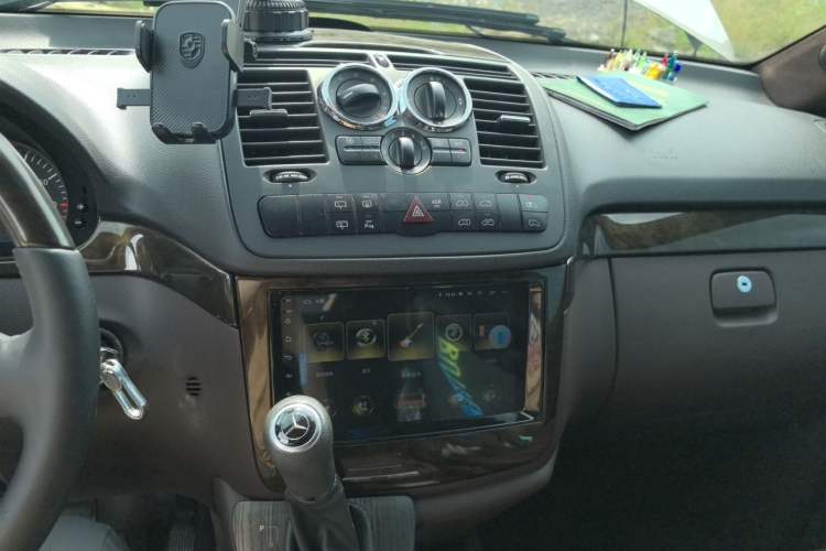 Used Mercedes-Benz Vito  Audio And AC Panel