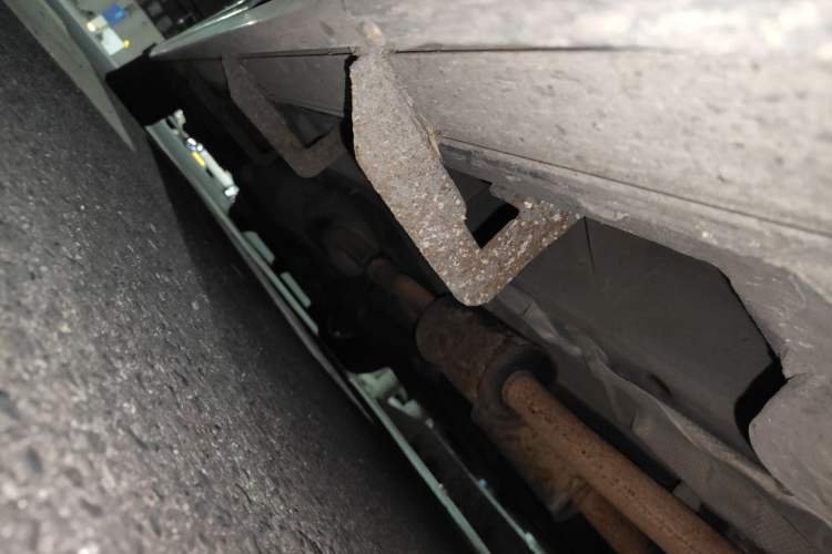 Used Mercedes-Benz Vito 2013 3.0L Elite Edition Chassis Rear Left