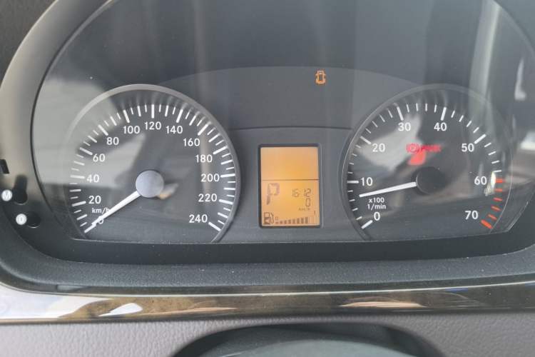 Used Mercedes-Benz Vito  Instrument Cluster