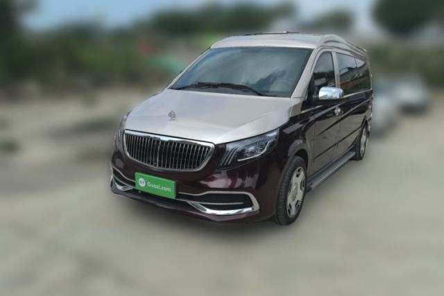 Ojetý Mercedes-Benz Vito Mercedes-Benz V‑Class, 2014 model, automatic, gasoline, 8 seats, 3.0L