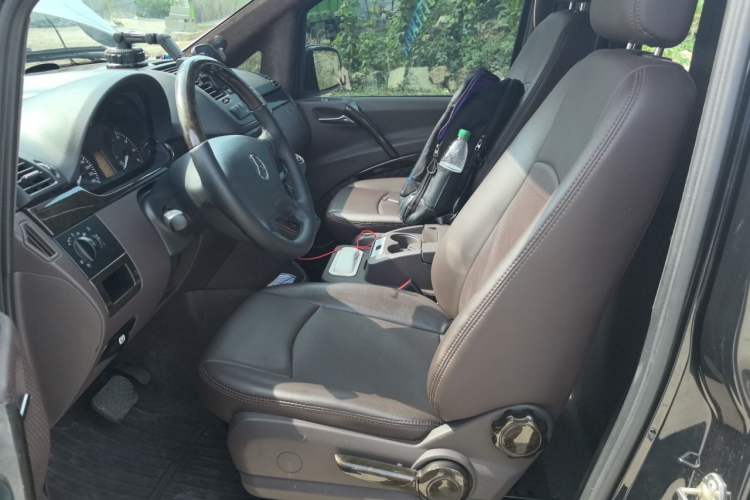 Used Mercedes-Benz Vito  Left Front Seat