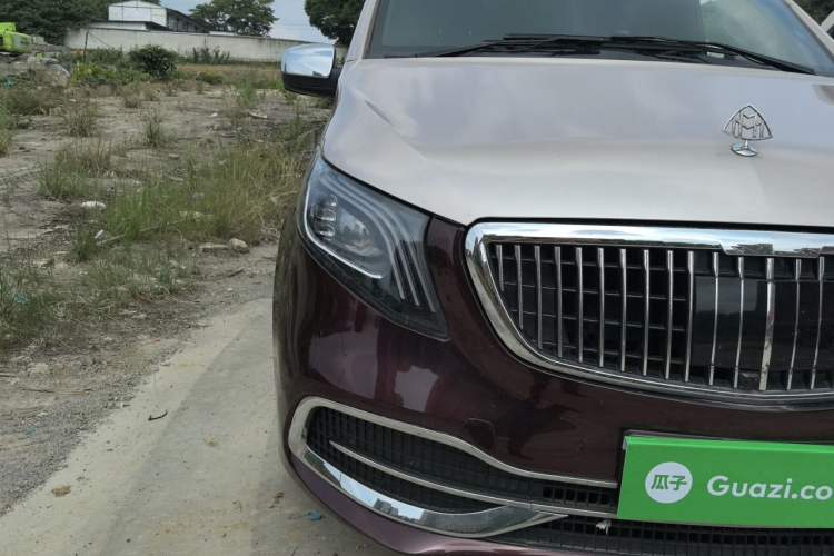 Used Mercedes-Benz Vito  Right Front Headlight