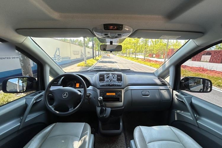 Used Mercedes-Benz Vito 2013 3.0L Elite Edition Interior 2