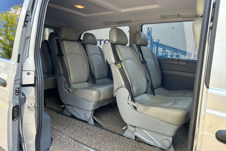 Used Mercedes-Benz Vito 2013 3.0L Elite Edition Interior 9
