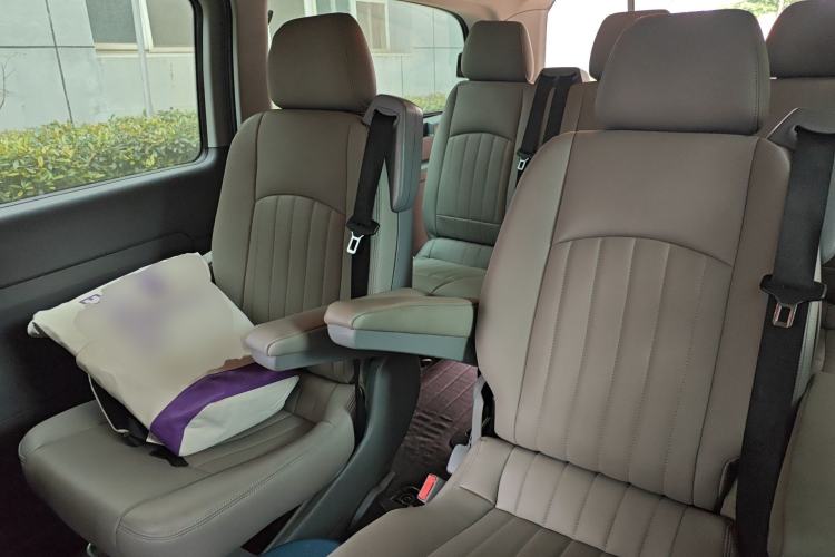 Used Mercedes-Benz Vito 2013 2.1T Elite Edition Left Rear Seat