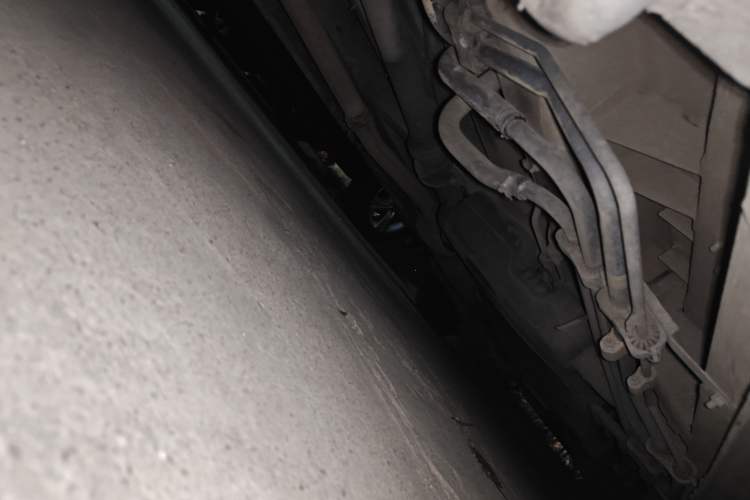 Used Mercedes-Benz Vito 2013 2.1T Elite Edition Chassis Front Left