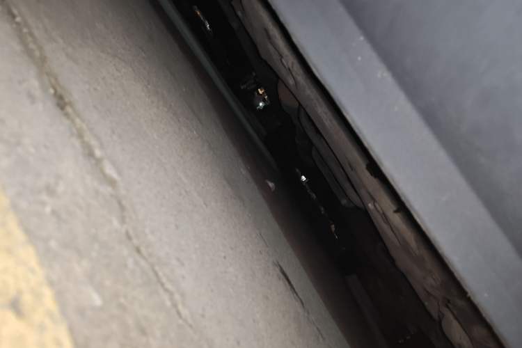 Used Mercedes-Benz Vito 2013 2.1T Elite Edition Chassis Front