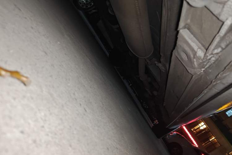 Used Mercedes-Benz Vito 2013 2.1T Elite Edition Chassis Rear Right