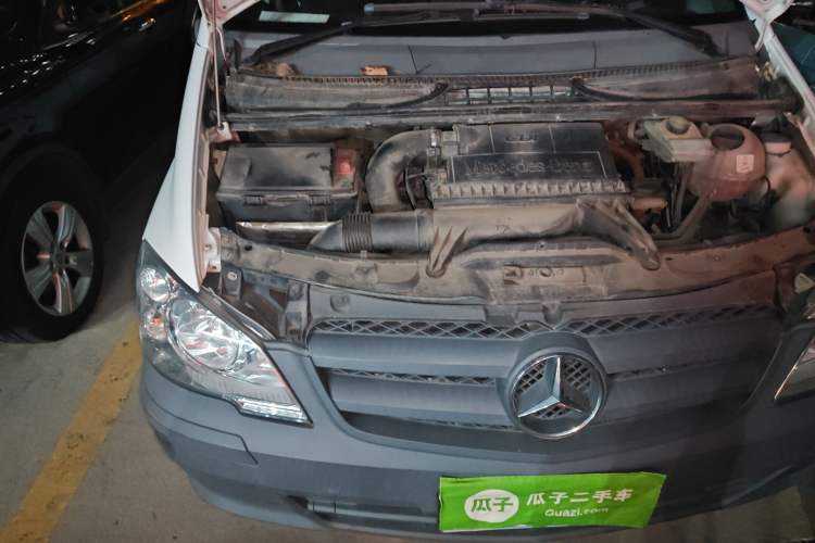 Used Mercedes-Benz Vito 2013 2.1T Elite Edition Engine Bay Right