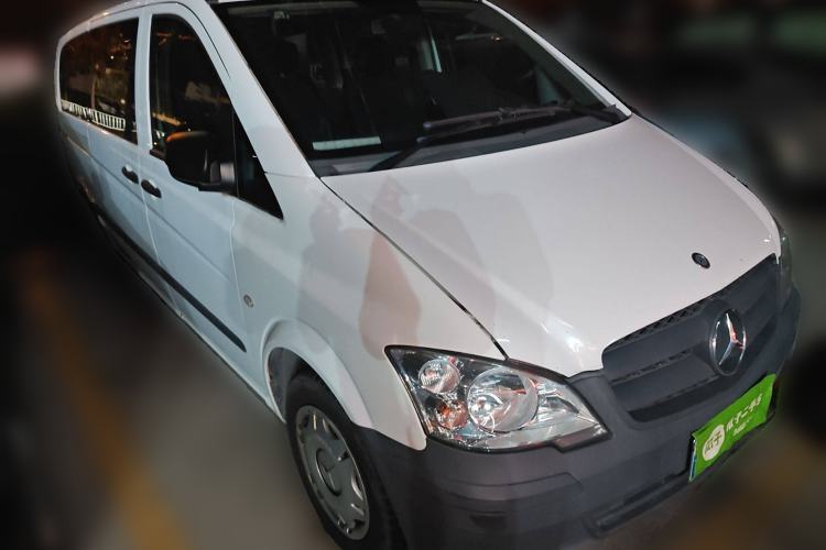 Used Mercedes-Benz Vito 2013 2.1T Elite Edition Front Right 45 Deg