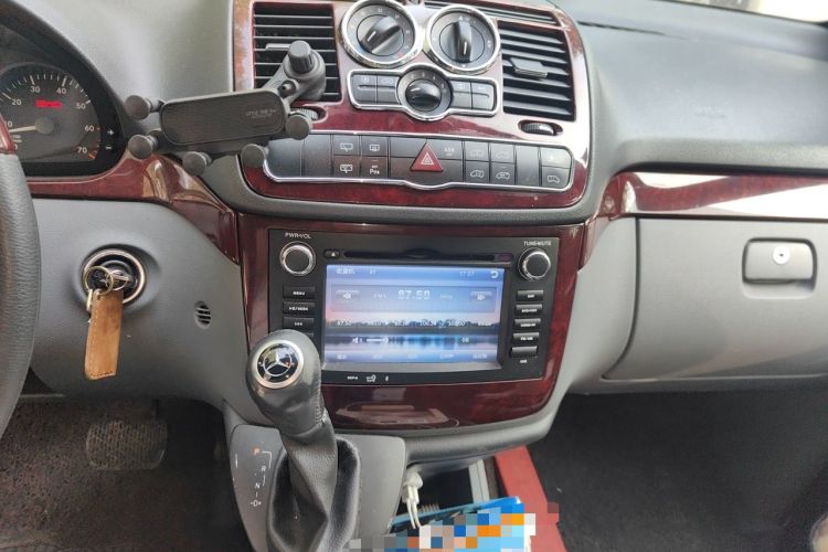 Used Mercedes-Benz Vito  Audio And AC Panel