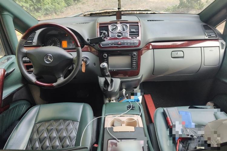Used Mercedes-Benz Vito  Center Console
