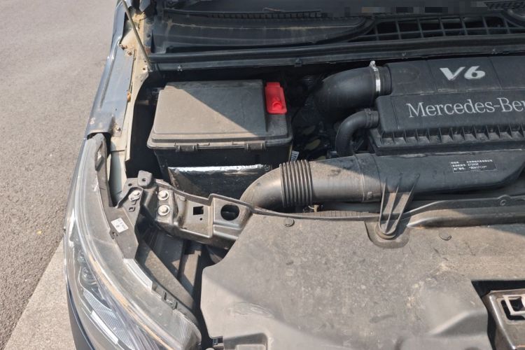 Used Mercedes-Benz Vito  Engine Bay Right