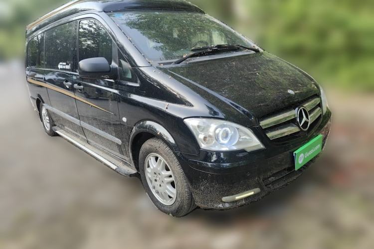 Used Mercedes-Benz Vito  Front Right 45 Deg