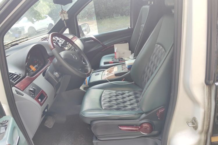 Used Mercedes-Benz Vito  Left Front Seat