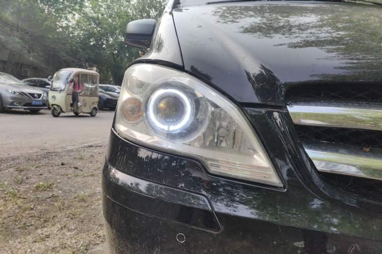 Used Mercedes-Benz Vito  Right Front Headlight