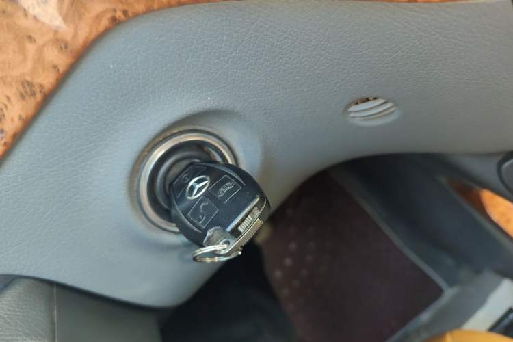 Used Mercedes-Benz Vito  Vehicle Key