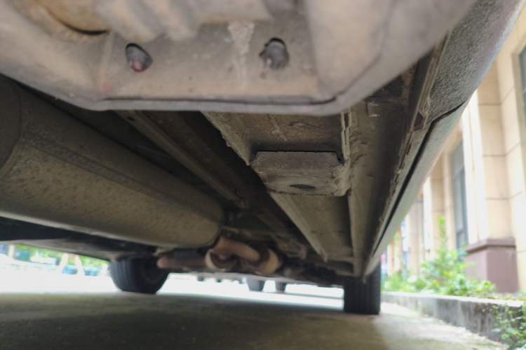 Used Mercedes-Benz Vito  Chassis Front Right