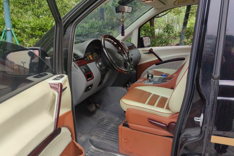 Used Mercedes-Benz Vito  Driver Seat