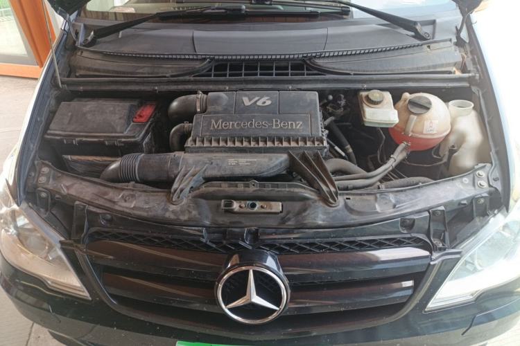 Used Mercedes-Benz Vito  Engine Bay