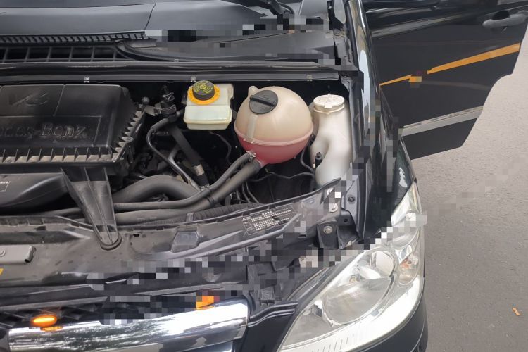 Used Mercedes-Benz Vito  Engine Bay Left