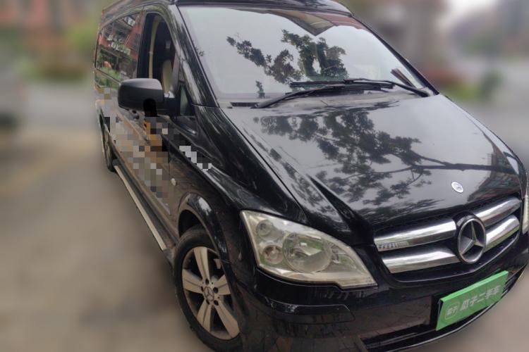 Used Mercedes-Benz Vito  Front Right 45 Deg