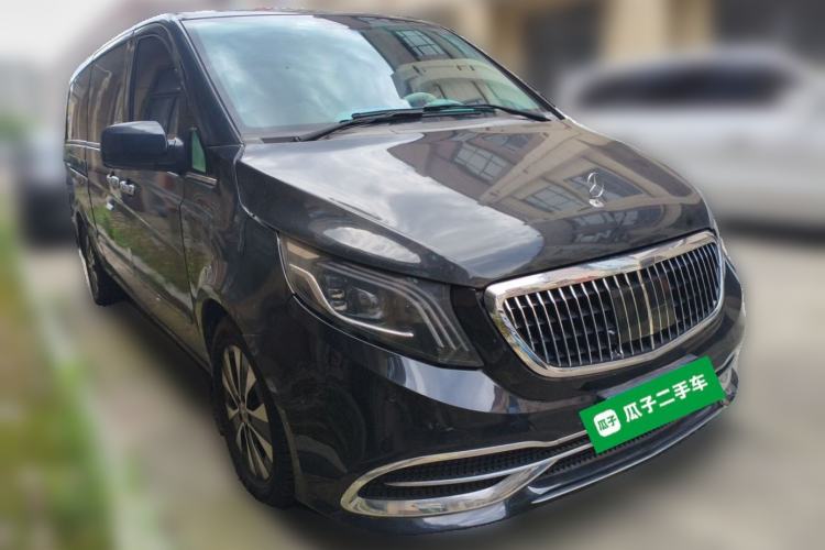 Used Mercedes-Benz Vito  Front Right 45 Deg
