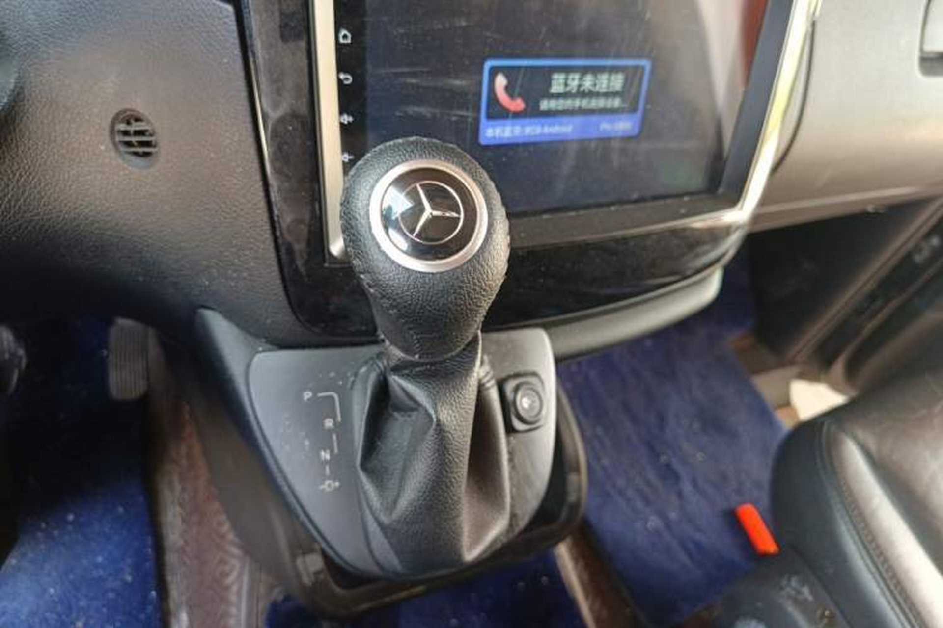Used Mercedes-Benz Vito  Gear Lever