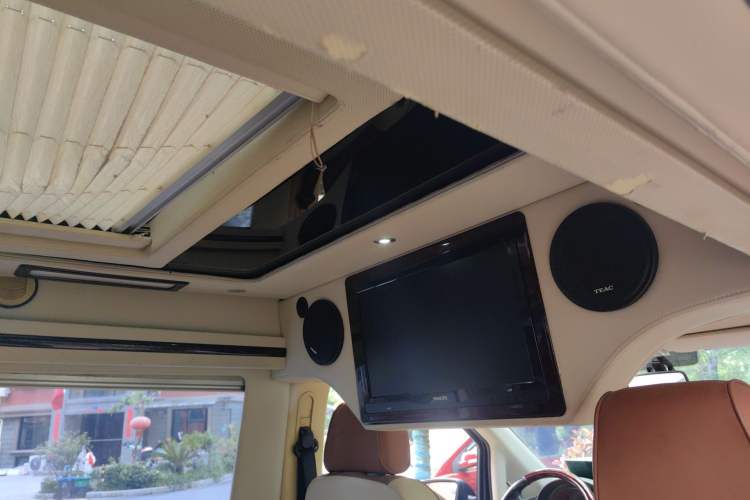 Used Mercedes-Benz Vito  Headliner