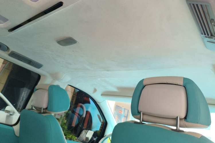 Used Mercedes-Benz Vito  Headliner