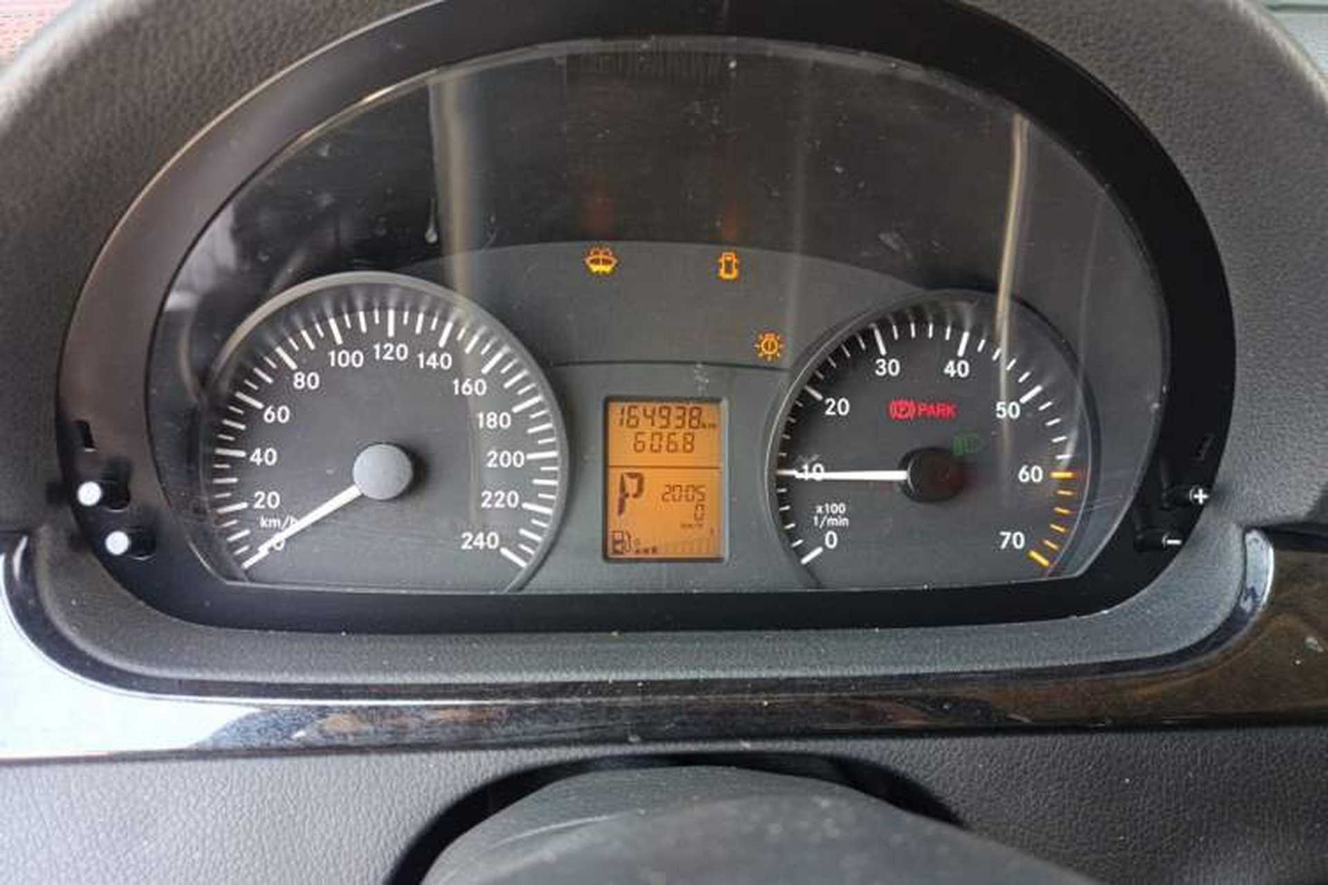 Used Mercedes-Benz Vito  Instrument Cluster