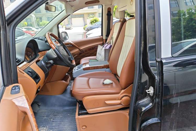 Used Mercedes-Benz Vito  Left Front Seat