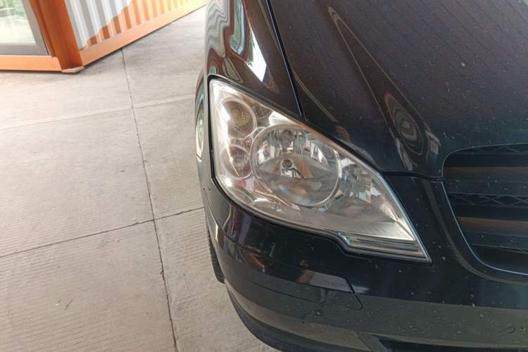 Used Mercedes-Benz Vito  Right Front Headlight