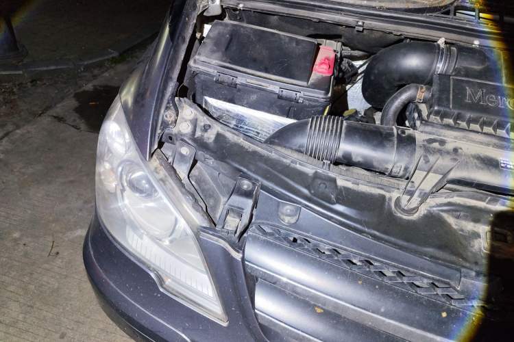 Used Mercedes-Benz Vito  Engine Bay Right