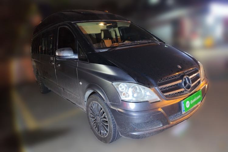 Used Mercedes-Benz Vito  Front Right 45 Deg