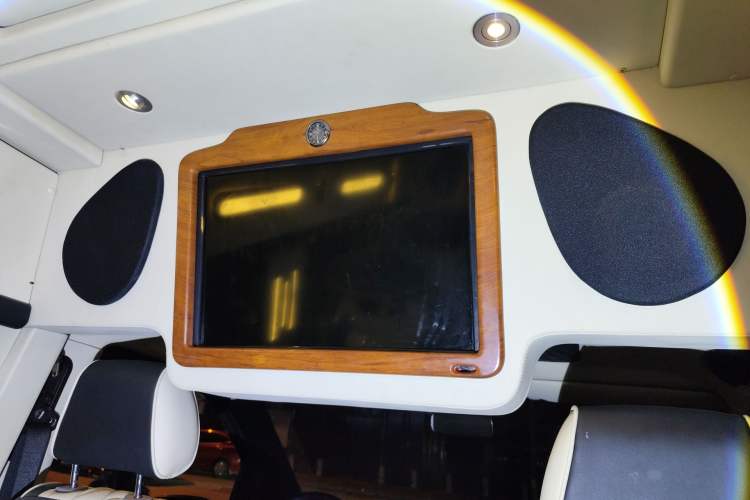 Used Mercedes-Benz Vito  Headliner