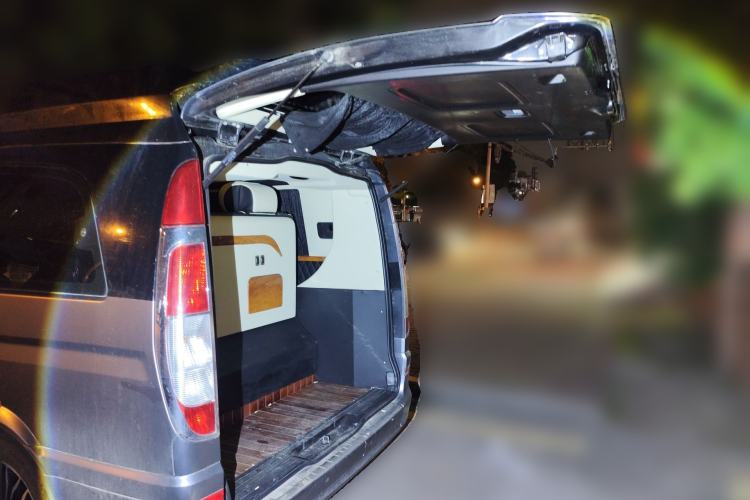 Used Mercedes-Benz Vito  Trunk