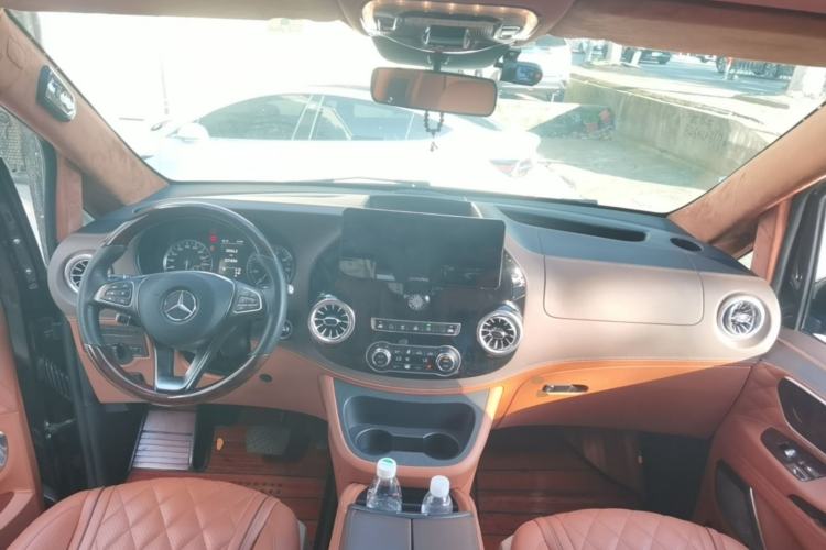 Used Mercedes-Benz Vito  Center Console