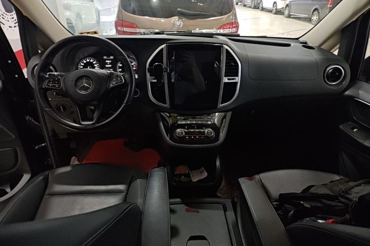 Used Mercedes-Benz Vito 2016 2.0T Business Edition Center Console
