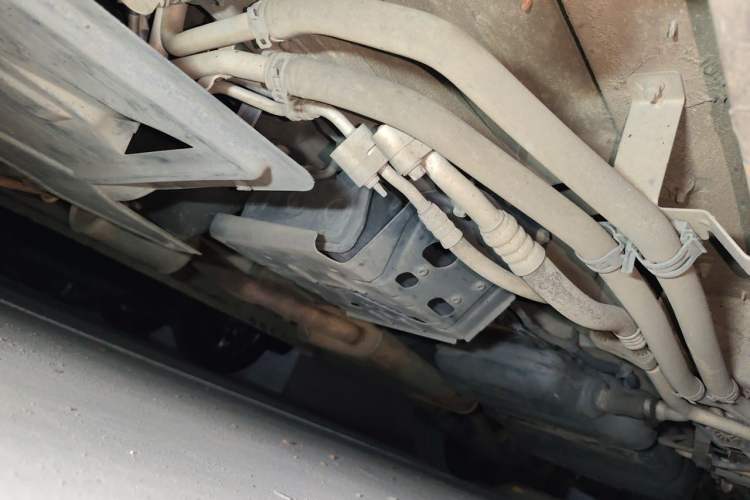 Used Mercedes-Benz Vito 2016 2.0T Business Edition Chassis Front Left